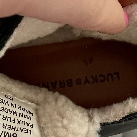 Lucky Brand Women’s Banterr2 Leather Booties - Picture 5 of 5